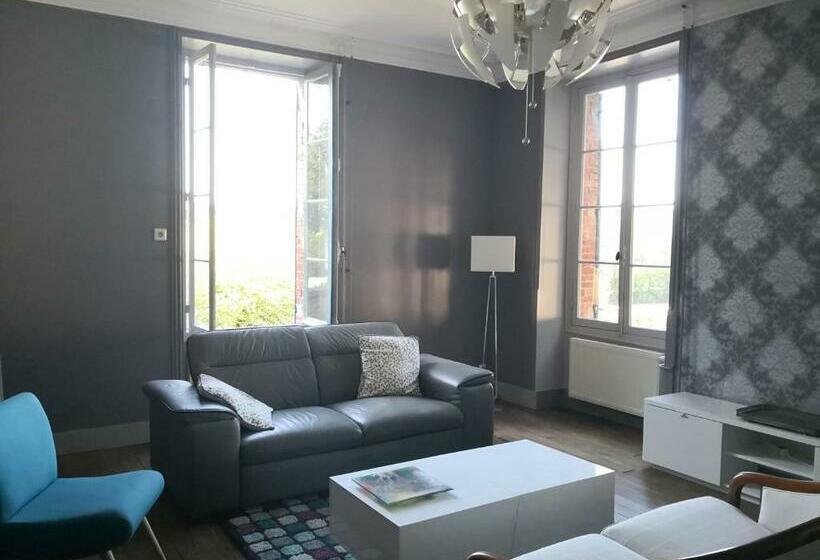 Bed and Breakfast Maison Courbarien