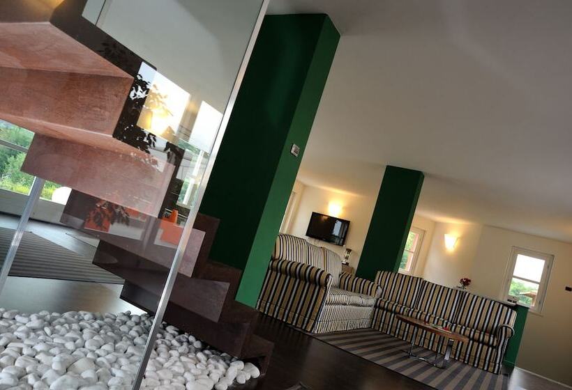 فندق La Foresteria Canavese Country Club