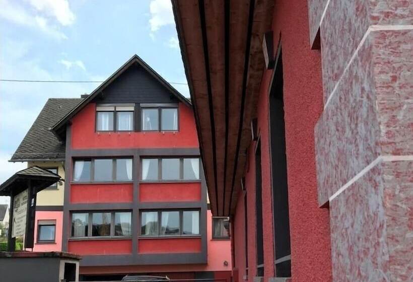 ホテル Restaurant Gemünden