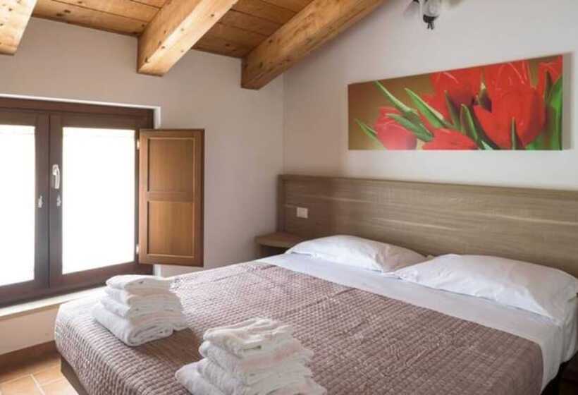 فندق ريفى Agriturismo Annarella