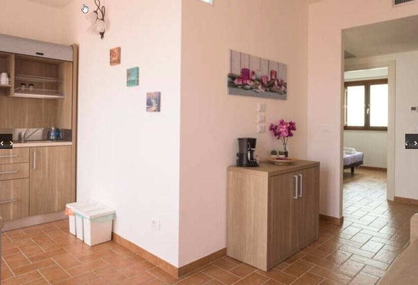 فندق ريفى Agriturismo Annarella