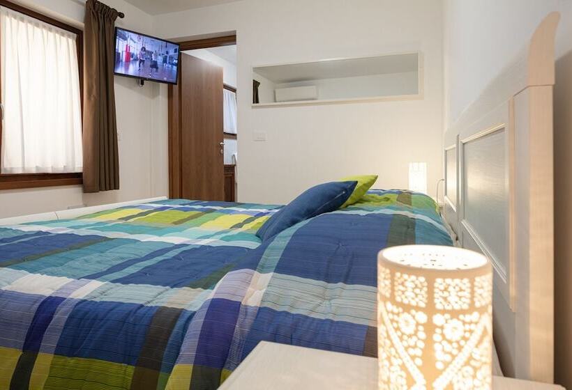 בית מלון כפרי Agriturismo I Comelli