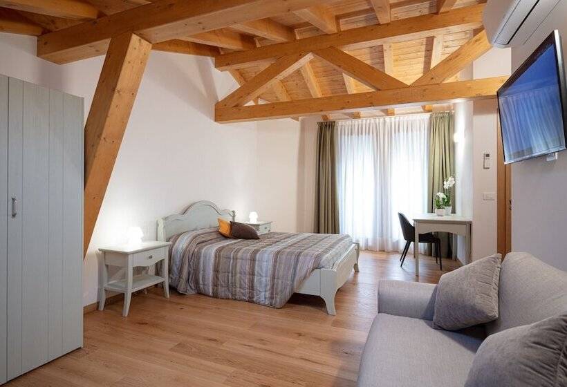 בית מלון כפרי Agriturismo I Comelli