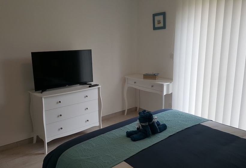 膳宿费 Notre Bastide Maison Et Table D Hôtes Sur Réservation, Piscine, Climatisation, Jacuzzi, Prise Pour V