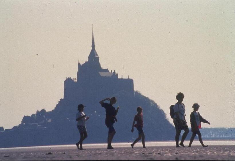 リゾートホテル Azureva Hauteville Sur Mer