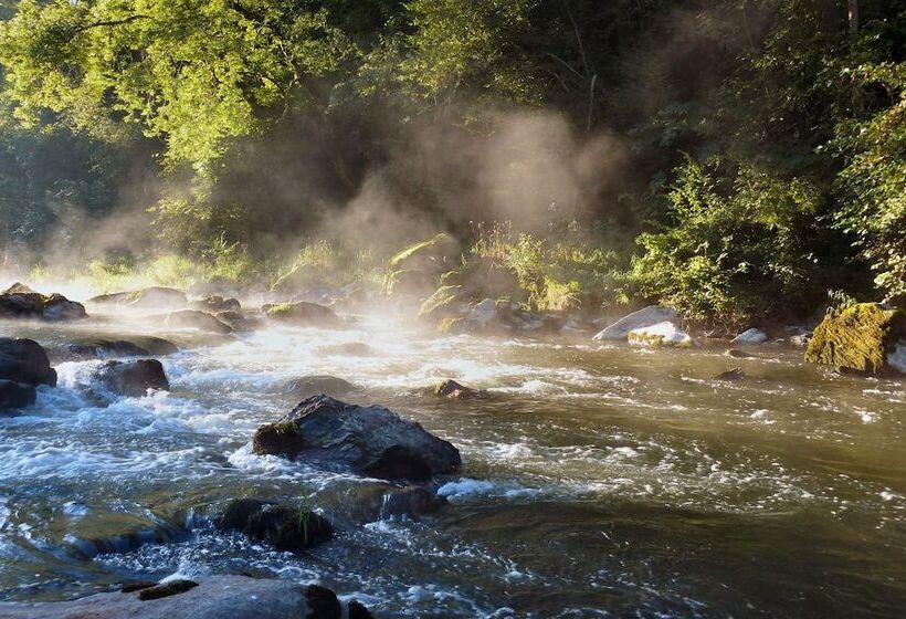 渡假胜地  Village De Gite   La Cascade