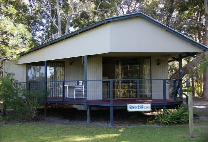 Wooli River Lodges