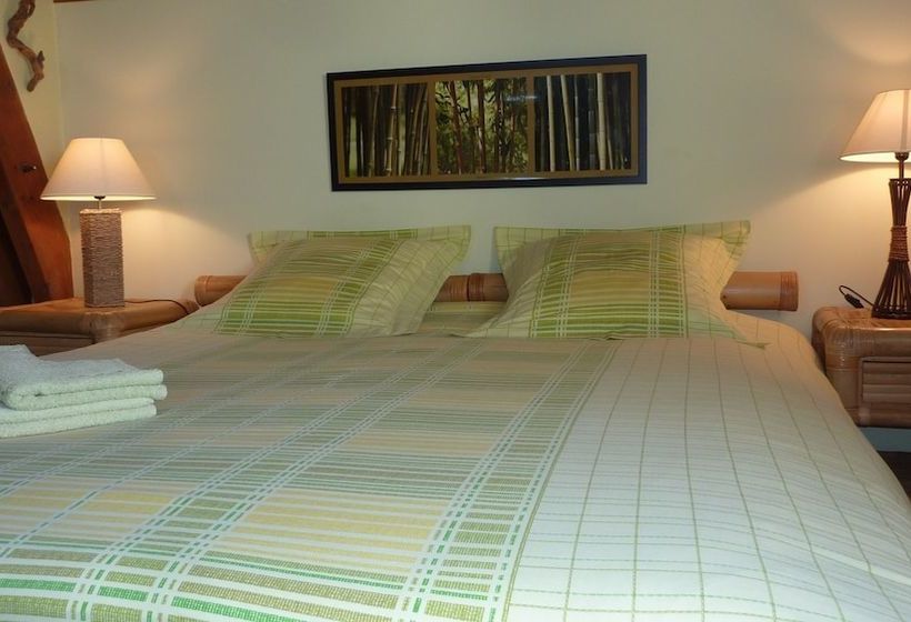 مبيت وإفطار Le Balcon De L'ossau