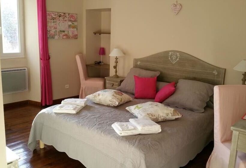 Bed and Breakfast Le Couvent De Nauviale