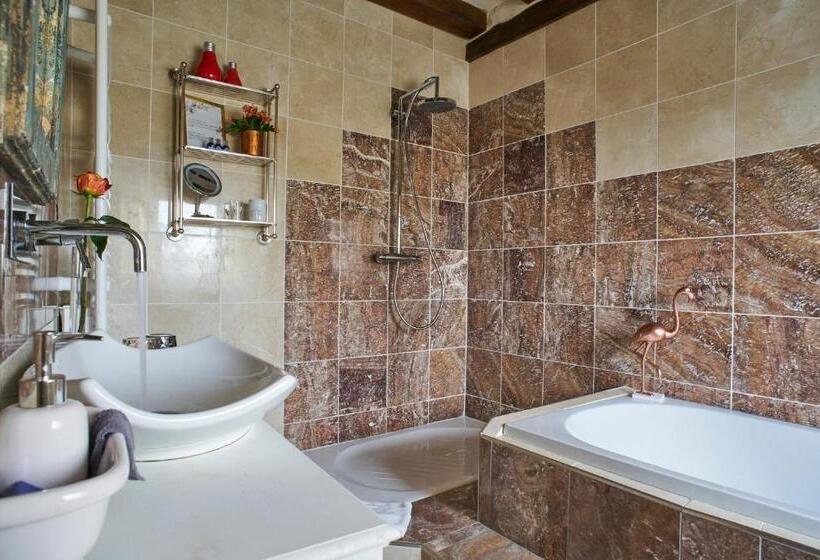 צימר Manoir De La Sénéchaussée De Lantiern