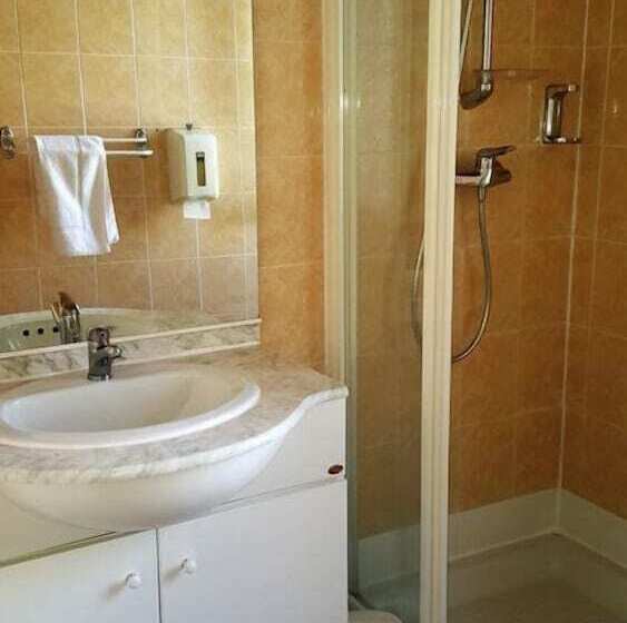 تختخواب و صبحانه San Larenzu