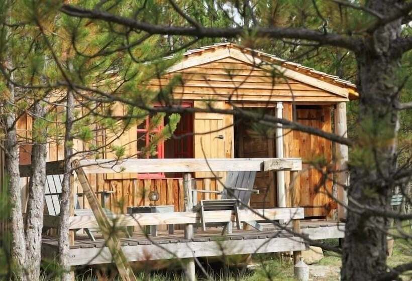住宿加早餐  Terre Des Baronnies. Cabanes