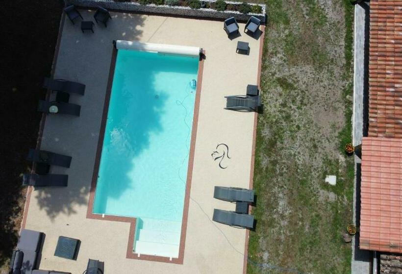 Bed and Breakfast Chambres D´hotes Villa Capsylvaine