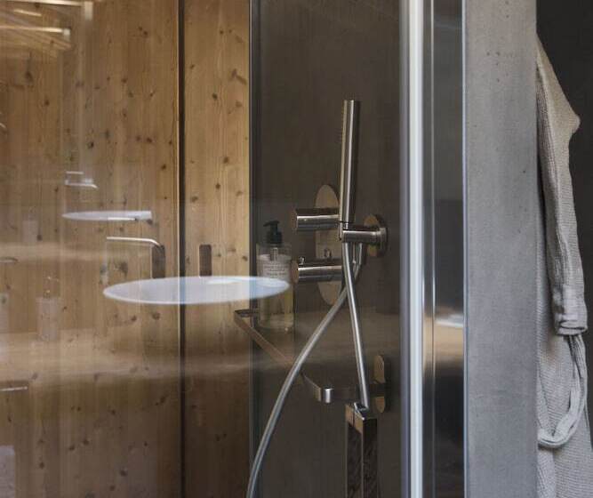 簡易ホテル Maso Zambo   Mountain Lodge