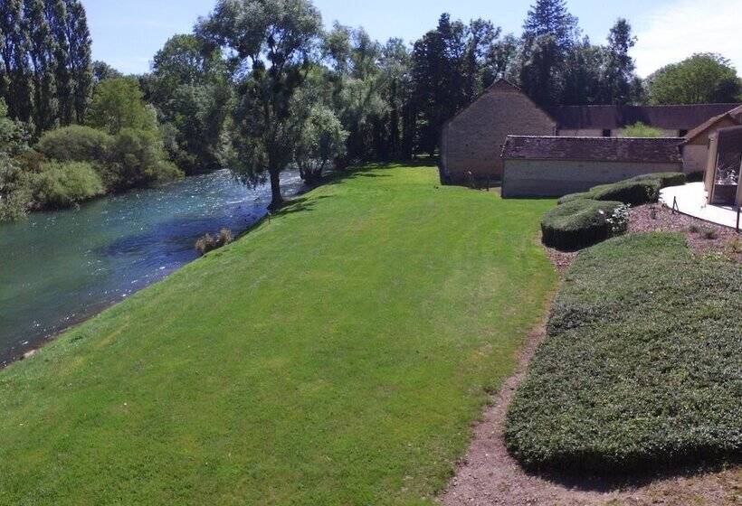 فندق Domaine De Foolz