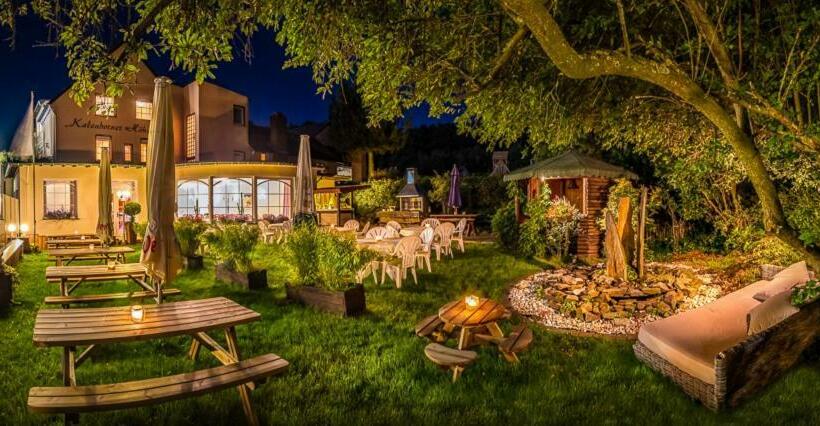 ホテル Kalenborner Hohe