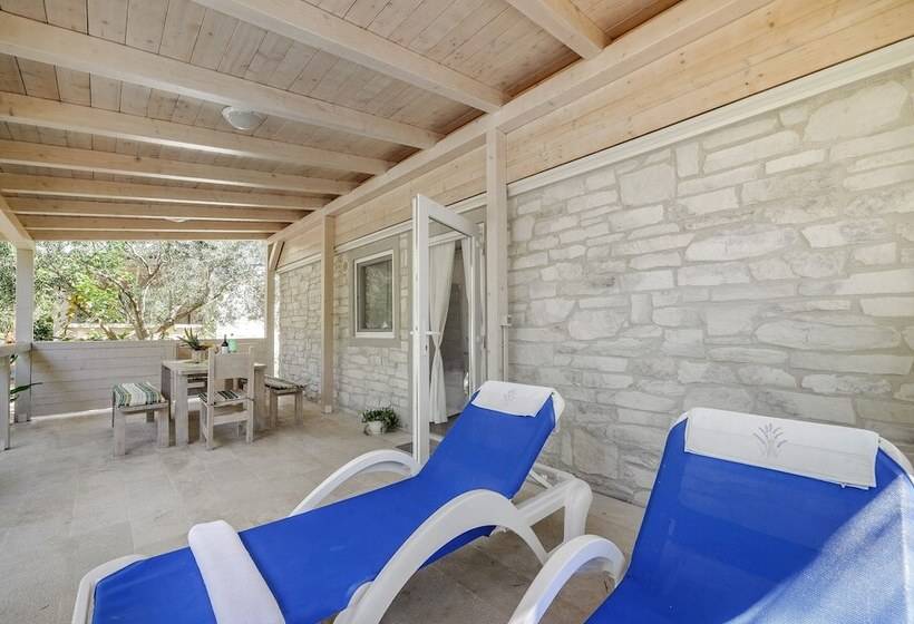 酒店 Olive Garden Camp Resort