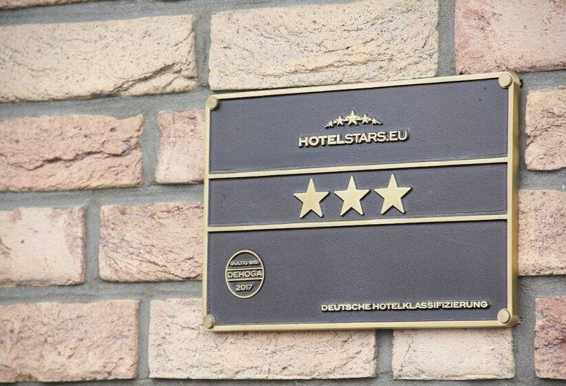 ホテル Zur Neroburg