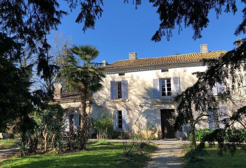 膳宿费 Domaine De Puytirel