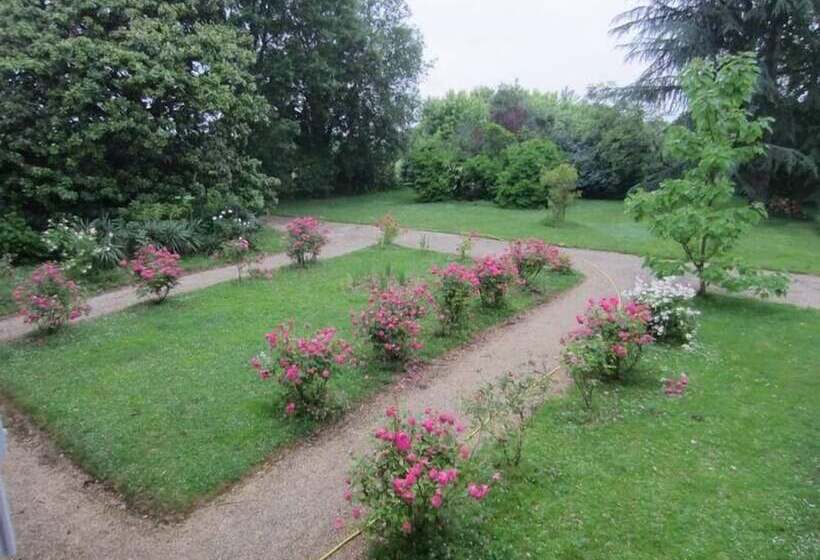 膳宿费 Domaine De Puytirel