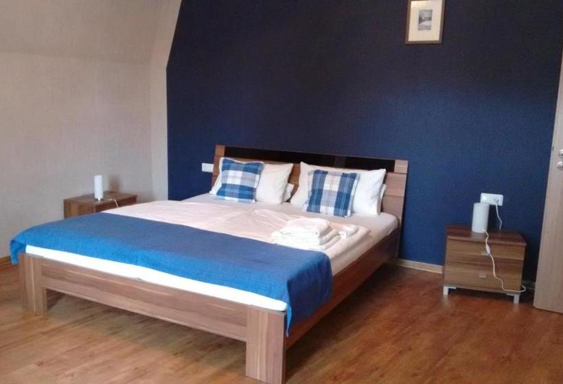 ペンション Landgasthaus Oberbillig