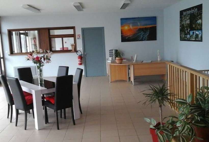 渡假胜地  Domaine De Sangayrac