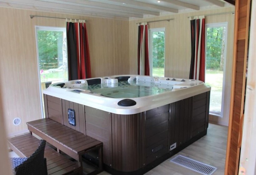リゾートホテル Les Chalets De La Héronnière
