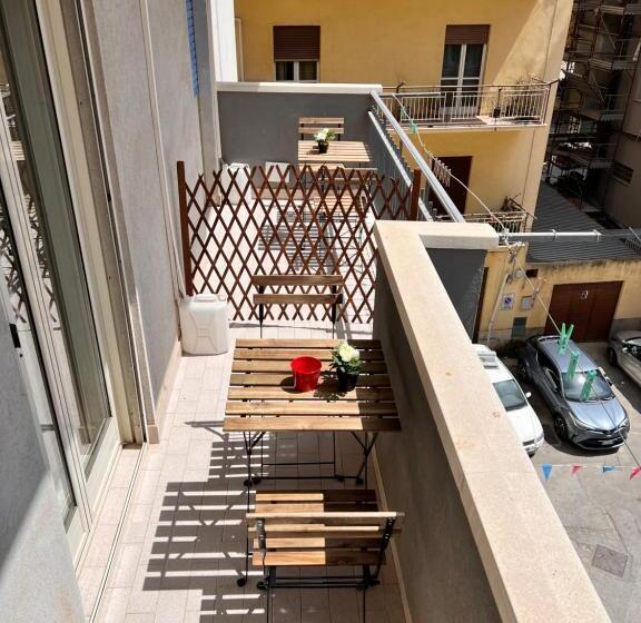 تختخواب و صبحانه La Casa Di Fili