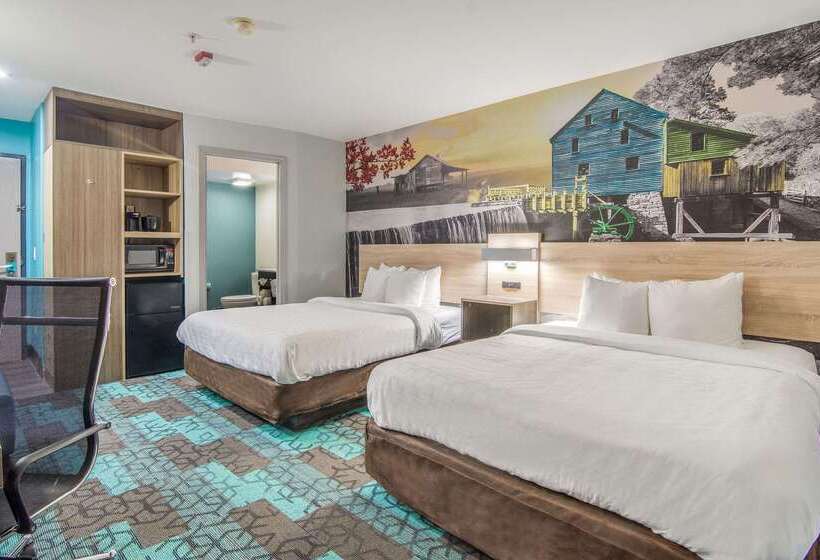 בית מלון כפרי Clarion Pointe Wake Forest   Raleigh North