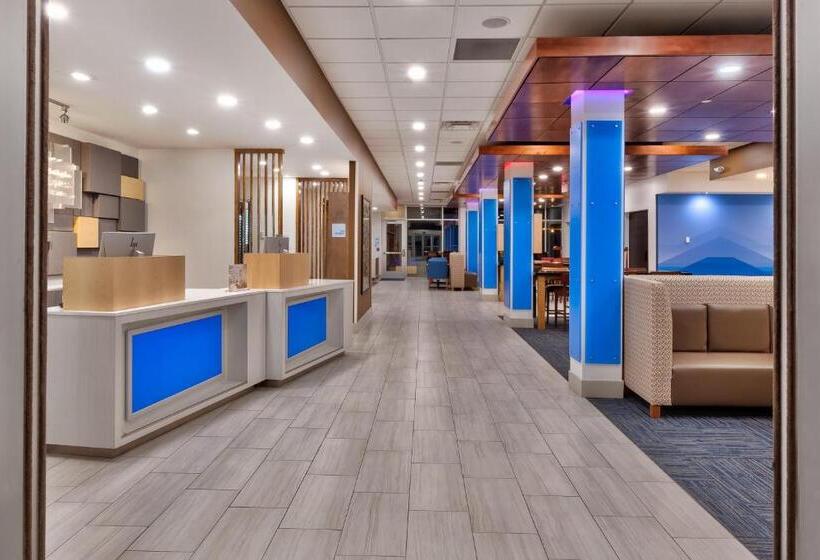 호텔 Holiday Inn Express & Suites   Milan   Sandusky Area, An Ihg