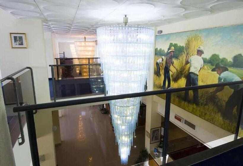 בית מלון כפרי Hr