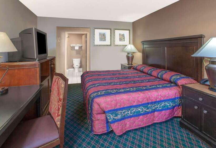 ホテル Knights Inn Forest Hill