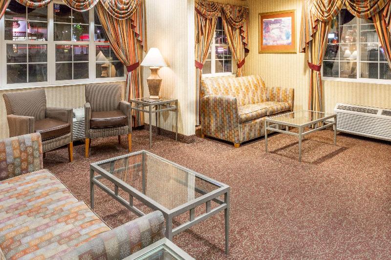 בית מלון כפרי Royal Inn