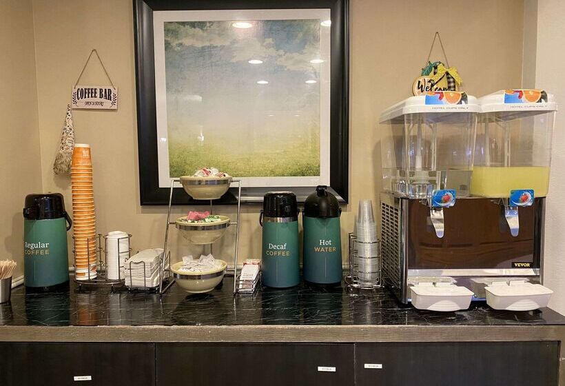 هتل Quality Inn Palm Bay  Melbourne I95