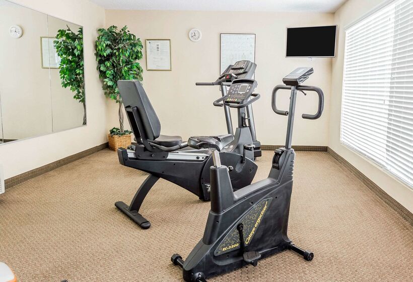 هتل Quality Inn Trussville I59 Exit 141