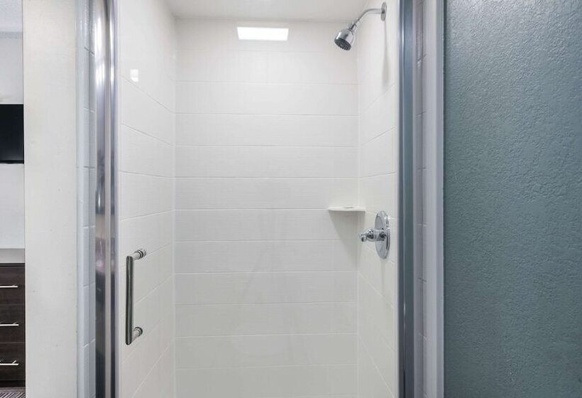 هتل Sleep Inn & Suites Chesapeake   Portsmouth