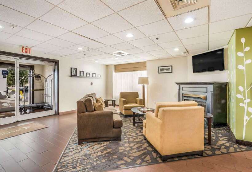 هتل Sleep Inn & Suites Jacksonville Near Camp Lejeune