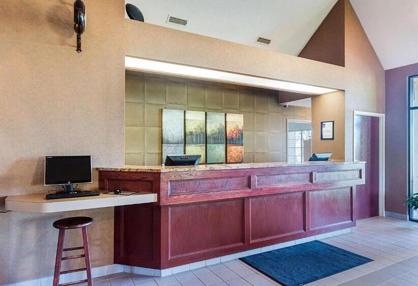 هتل Sleep Inn & Suites Bay View Acme   Traverse City