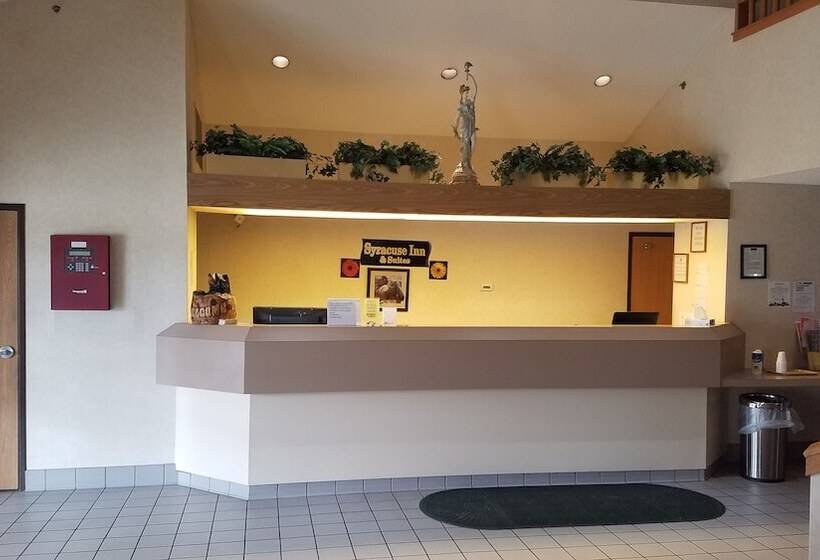 호텔 Syracuse Inn And Suites