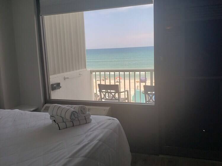 فندق The Maverick Resort