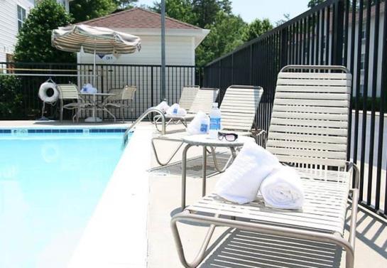 בית מלון כפרי Towneplace Suites By Marriott Charlotte Arrowood