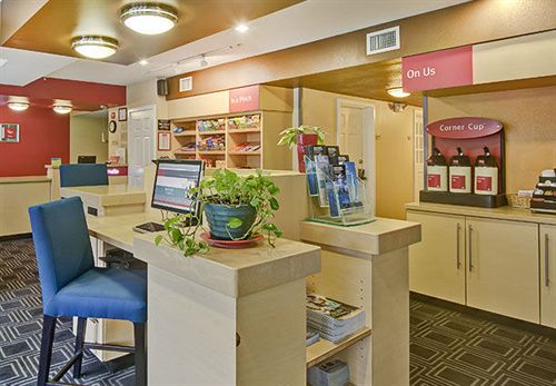 בית מלון כפרי Towneplace Suites By Marriott Charlotte Univ. Research Park