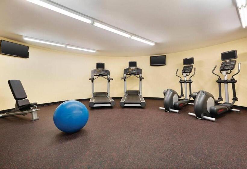 هتل Towneplace Suites By Marriott Denver Downtown