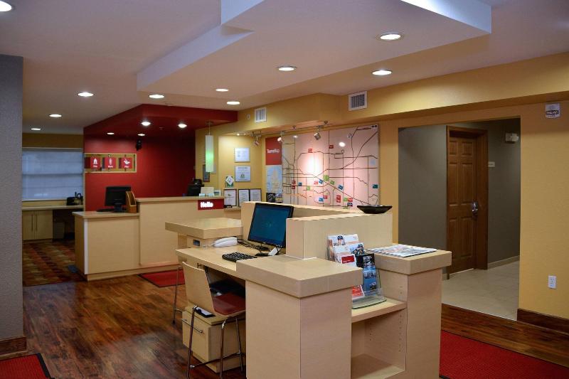 בית מלון כפרי Towneplace Suites By Marriott East Lansing