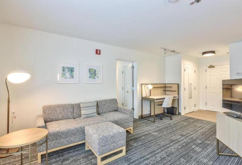 בית מלון כפרי Towneplace Suites Tallahassee North/capital Circle