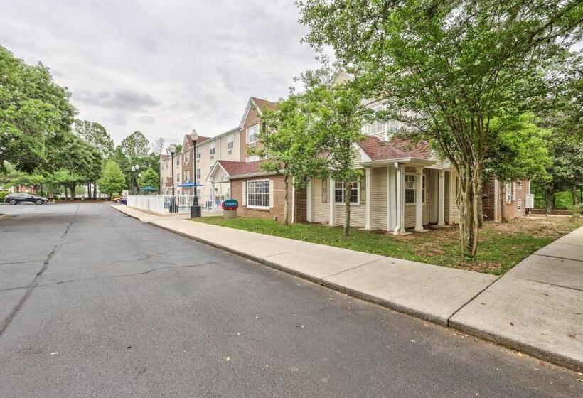 בית מלון כפרי Towneplace Suites Tallahassee North/capital Circle