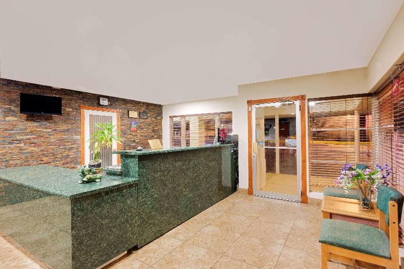 酒店 Travelodge By Wyndham Ozona