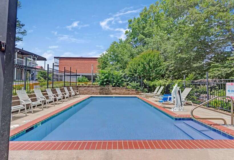 فندق Travelodge By Wyndham Williamsburg Colonial Area