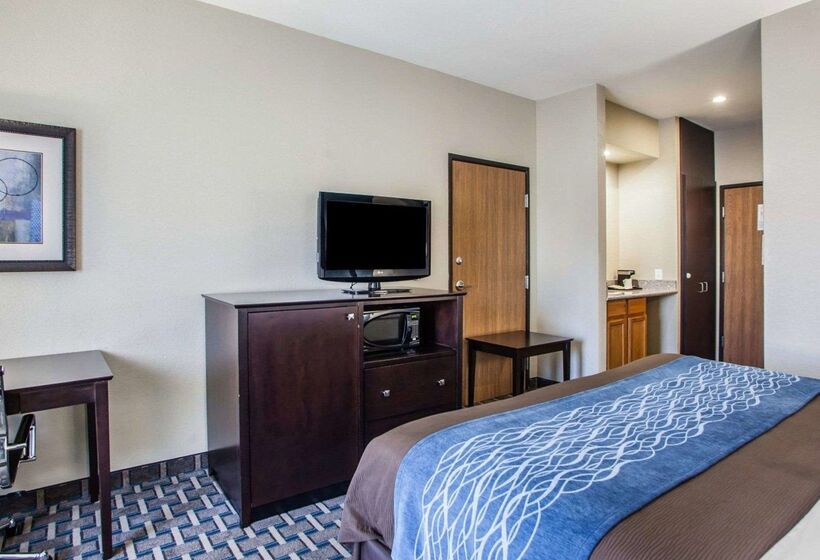 מוטל Comfort Inn Lees Summit   Hwy 50 & Hwy 291