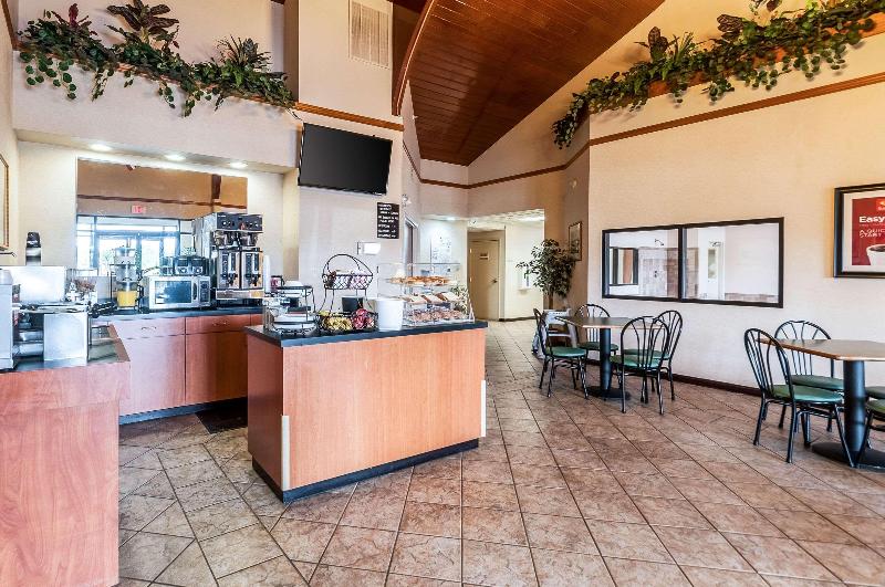 汽车旅馆  Econo Lodge Inn & Suites